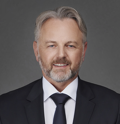 Ian W. Reynolds
